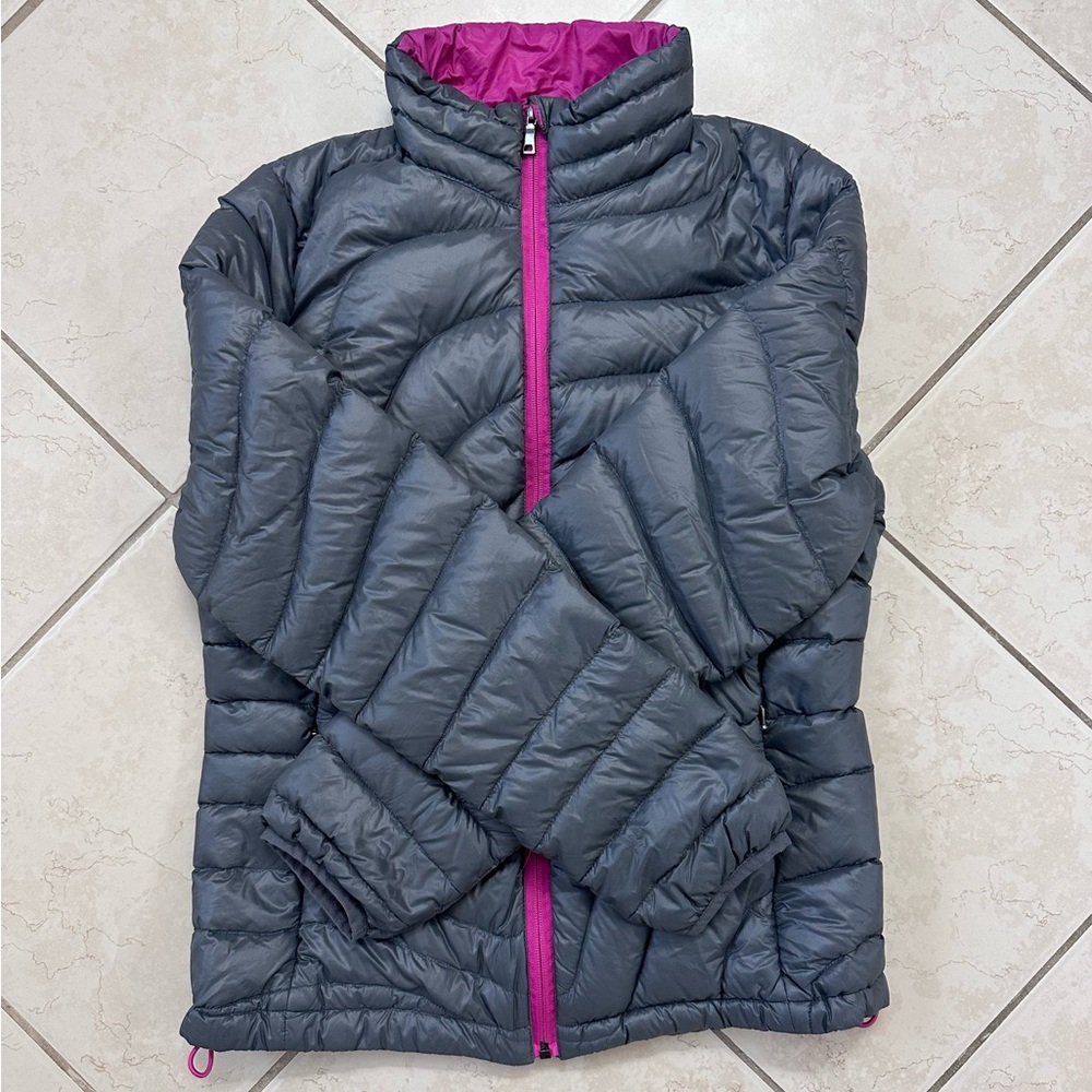 Techlab Down Gray Puffer Jacket with Pink Accents Washable Packable